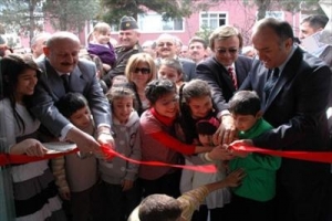 EROL EVGİN'DEN ANLAMLI ZİYARET