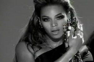 BEYONCE BABASIYLA İŞ İLİŞKİSİNİ KESTİ