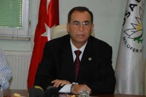 DEMİREL'DEN TAŞIMALI &Ouml;ĞRETİM İSYANI