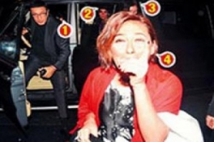 CEM NURG&Uuml;L'&Uuml;N CİPİNDE HAREM KURDU