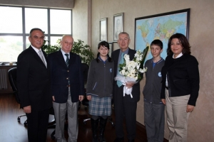 OİB LİSESİ'NDEN ORHAN HOLDİNG'E TEŞEKK&Uuml;R