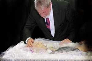 LULA'DAN ALENCAR'A VEDA &Ouml;P&Uuml;C&Uuml;Ğ&Uuml;