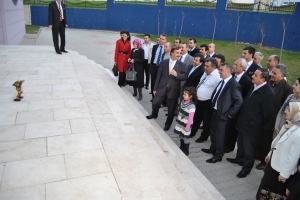 ASİMO'YA YILDIRIM'DAN RAKİP VAR