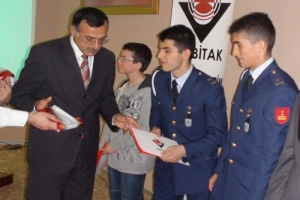 GELECEĞİN BİLİM ADAMLARINA &Ouml;D&Uuml;L