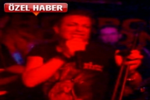 FATİH &Uuml;REK KENDİNDEN GE&Ccedil;İP ROCK S&Ouml;YLEDİ