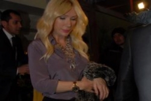 SEDA SAYAN İMAJINI TAZELEDİ