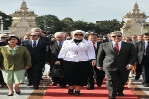 CUMHURBAŞKANI YETKİLERİ AZALTILSIN