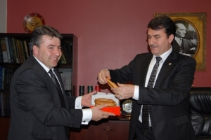 OSMANGAZİ'DE TEK TİP SİMİT&Ccedil;İ D&Ouml;NEMİ BAŞLIYOR