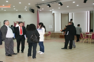 D&Uuml;Ğ&Uuml;N SALONU YENİ G&Ouml;R&Uuml;N&Uuml;M&Uuml;YLE HİZMETTE