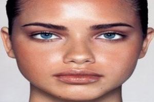 CİLT LEKELERİNE ELMA SİRKELİ MASKE