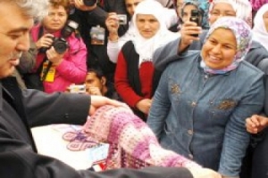 CUMHURBAŞKANI'NDAN KADINLARA DESTEK