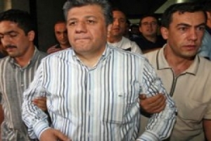 MAHKEME BIRAKMAZSA MECLİS'E GİREMEZLER