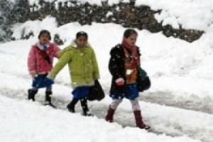 ERZURUM'DA OKULLARA KAR TATİLİ