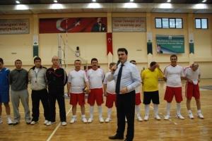 OSMANGAZİ'DE VOLEYBOL TURNUVASI HEYECANI