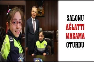 SALONU AĞLATTI MAKAMA OTURDU