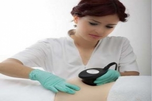 V&Uuml;CUT YAĞLARINI &Ccedil;&Ouml;P&Ccedil;&Uuml;LERLE TEMİZLİYORLAR