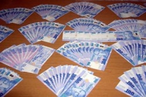ESNAFA BANKALARDAN M&Uuml;JDE