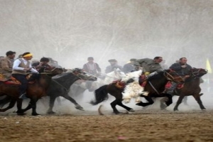 UYGUR HALKININ GELECEĞİ ABD'DE MASAYA YATIRILACAK