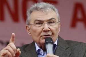 DENİZ BAYKAL'IN SE&Ccedil;İM HEDEFİ