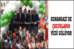 OSMANGAZİ'DE &Ccedil;OCUKLARIN Y&Uuml;Z&Uuml; G&Uuml;L&Uuml;YOR