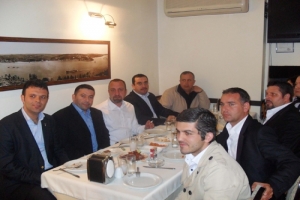 İZNİKLİ KARTALLARDAN &Ccedil;ARŞI'YA ZİYARET