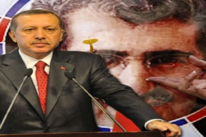 ERDOĞAN'DAN &Ouml;SYM BAŞKANI'NA ŞOK ELEŞTİRİ