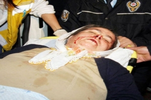 HABERİ &Ccedil;IKINCA EŞİNİ TEHDİT ETTİ