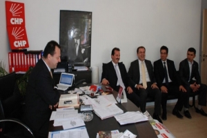 AK PARTİLİ ADAYLARDAN CHP'YE ZİYARET