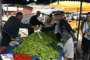 AKP'Lİ MİLLETVEKİLİ ADAYINA ŞİKAYET YERİNE Ş&Uuml;KRAN