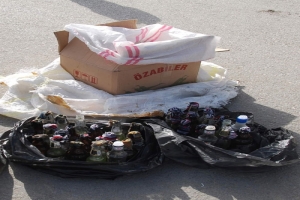 VAN'DA 35 ADET MOLOTOFKOKTEYLİ BULUNDU