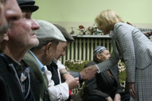 BAŞBAKAN'IN SELAMINI DUYUNCA G&Ouml;Z YAŞLARINA HAKİM OLAMADILAR