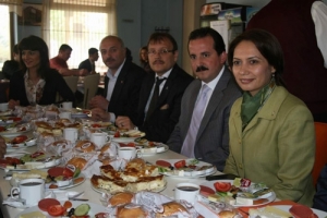 AK PARTİ'DEN BULGARİSTAN'DAKİ CAMİ SALDIRISINA TEPKİ