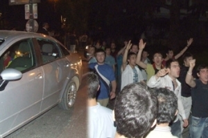 BURSA'DA FENERLİLER ŞAMPİYONLUĞU KUTLAYAMADI