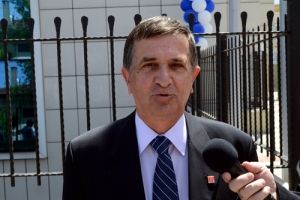 DEMİR&Ouml;Z: AKP'DEN HUKUKSUZ A&Ccedil;ILIŞ