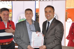KAPALI &Ccedil;ARŞIDA TAPU SEVİNCİ