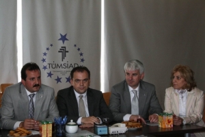 YENİ ANAYASA T&Uuml;RKİYE'NİN REFAH SEVİYESİNİ Y&Uuml;KSELTECEK