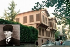 YUNANİSTAN'DAN ATAT&Uuml;RK JESTİ