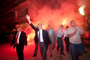 G&Uuml;LBAH&Ccedil;E'DE TURHAN TAYAN İZDİHAMI