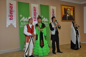 YABANCI &Ouml;ĞRENCİLERİN MEZUNİYET COŞKUSU