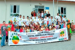 BURSAGAZ &Ccedil;ALIŞANLARI K&Ouml;Y OKULUNU YENİLEDİ