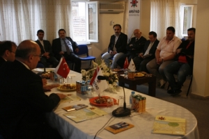 ARSİYAD, AK PARTİLİ VEKİL ADAYLARINI AĞIRLADI