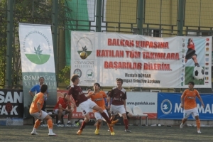 Gen&ccedil; futbolcular Osmangazi'de buluşuyor