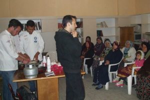 Harmancıklı kadınlar dengeli beslenmeyi &ouml;ğreniyor