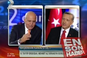 Başbakandan canlı yayında birlik şiiri