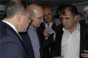 G&ouml;rme engelli iş&ccedil;i dolandırıcı &ccedil;ıktı