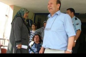 Boğazına ekmek ka&ccedil;an &ccedil;ocuk &ouml;ld&uuml;