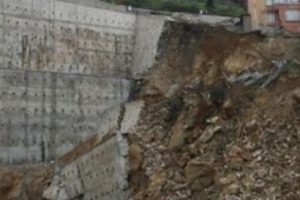 Sivas'ta g&ouml;&ccedil;&uuml;k faciası: 3 &Ouml;l&uuml;