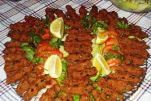 Bakandan &ccedil;iğ k&ouml;fte ve salatalık uyarısı