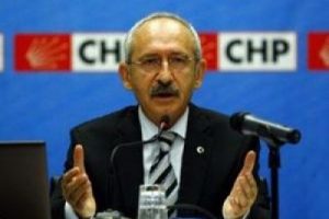 Kılı&ccedil;daroğlu kendi rekorunu kırdı