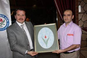 Eğitim Bir-Sen İneg&ouml;l'de yetki aldı